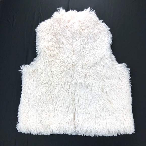 Cejon Jackets & Blazers - Cejon Shaggy Faux Fur Vest Women’s XL Cejon Jackets & Blazers - Cejon Shaggy Faux Fur Vest Women’s XL
